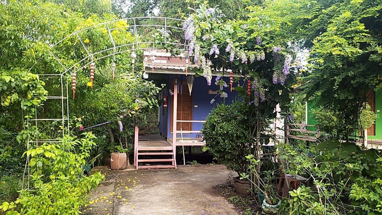 Ban Pong Pat บ้านสวนนกโฮมสเตย์ Owlhouse מראה חיצוני תמונה